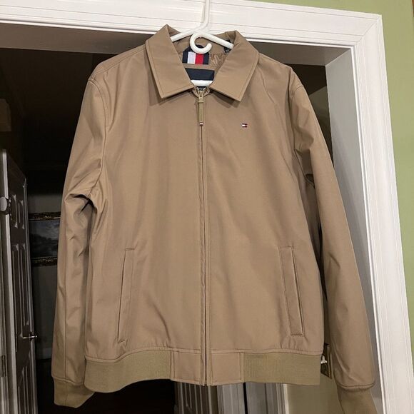 NWOT Men's Tommy Hilfiger The Flex Water Resistant Bomber Style Jacket Sz LARGE - Picture 1 of 4